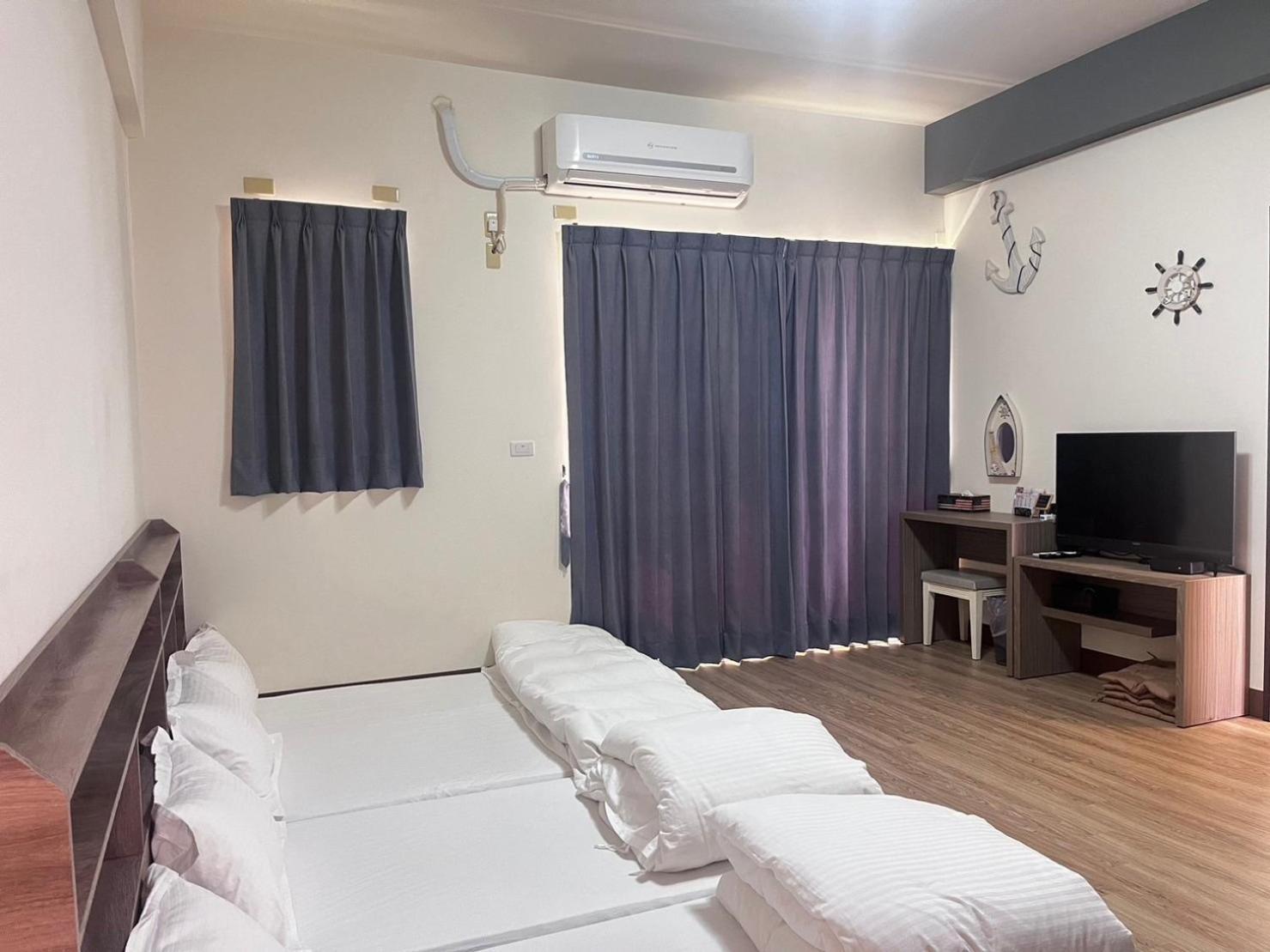Happy Life B&B Donggang Bagian luar foto