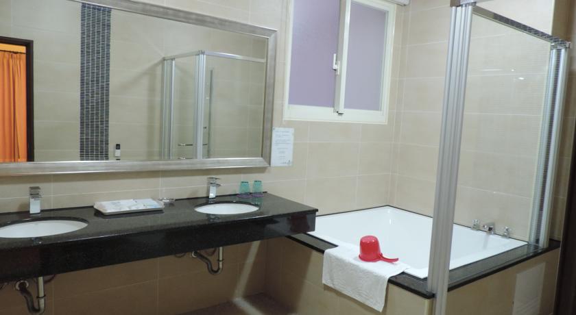 Happy Life B&B Donggang Ruang foto