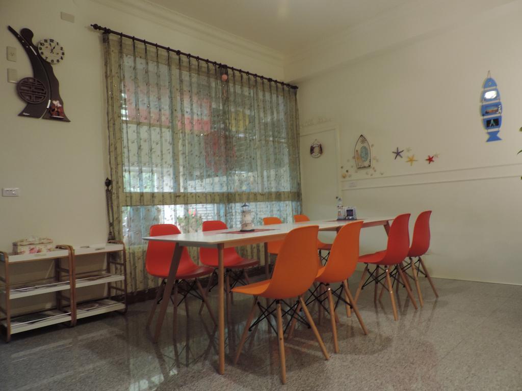 Happy Life B&B Donggang Bagian luar foto